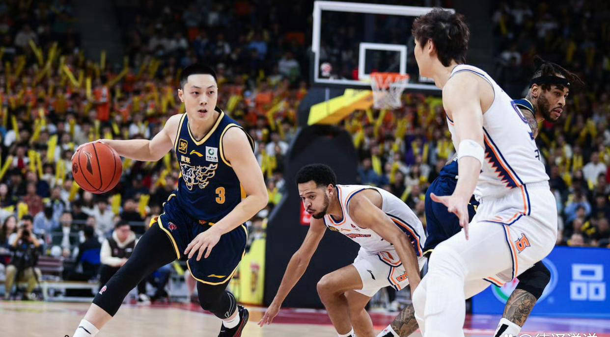 od体育培训-上海男篮全力备战下一场比赛，积极调整防守策略的简单介绍